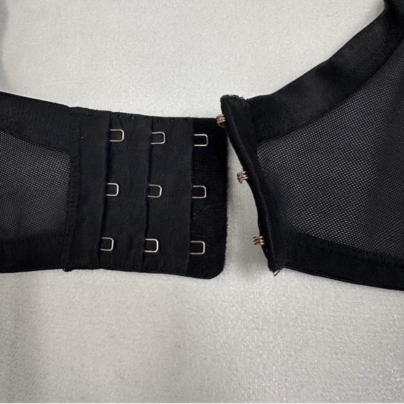 Cacique Animal Print Lace Bra with Red bow balconette bra 40DD - Picture 3 of 4